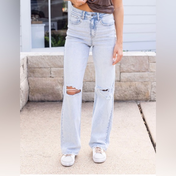 Grace & Lace Wide Leg Distressed Premium Denim size 14 - Picture 2 of 6